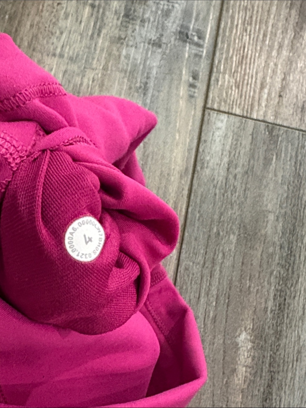 Lululemon Ripened Raspberry Wonder Train High Rise Shorts Size 4 - Picture 10 of 10